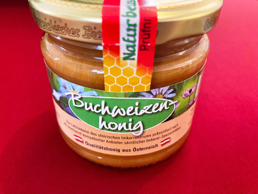 Buckwheat honey from Styria with a seal of approval WELTHONIG lecker
