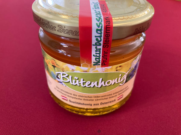 Blossom honey with seal of approval